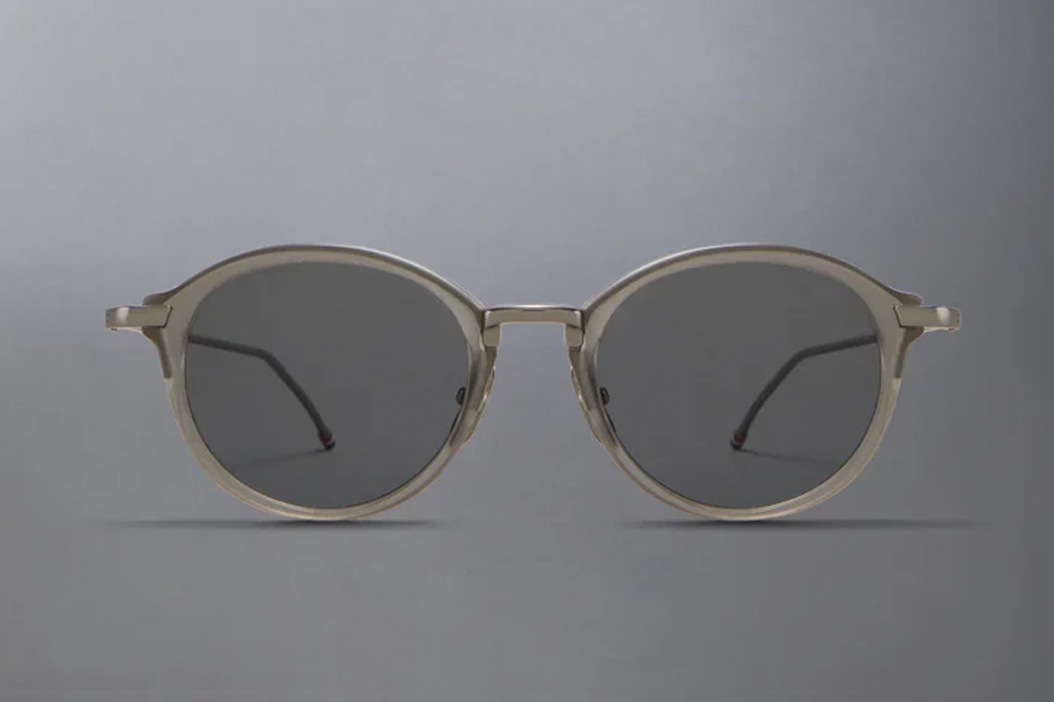 ROUND SUNGLASSES IN ACETATE AND TITANIUM 49 SATIN CRYSTAL GREY DK GREY AR