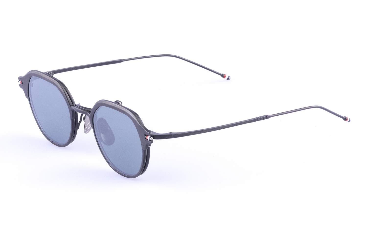 ROUND CLIP ON SUNGLASSES IN TITANIUM 46 BLACK IRON SILVER MIRROR AR