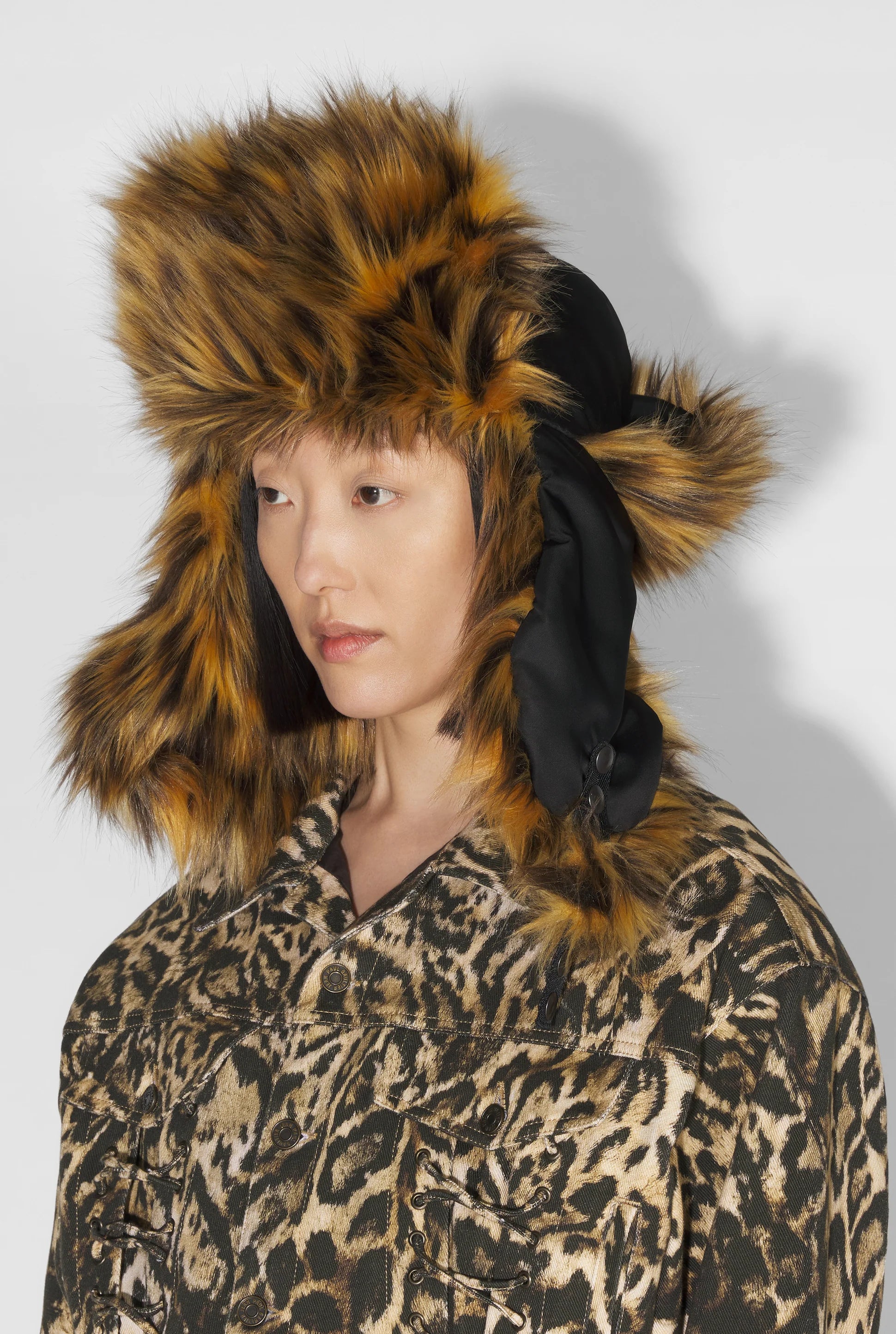 CHAPKA WITH LEOPARD FAUX FUR