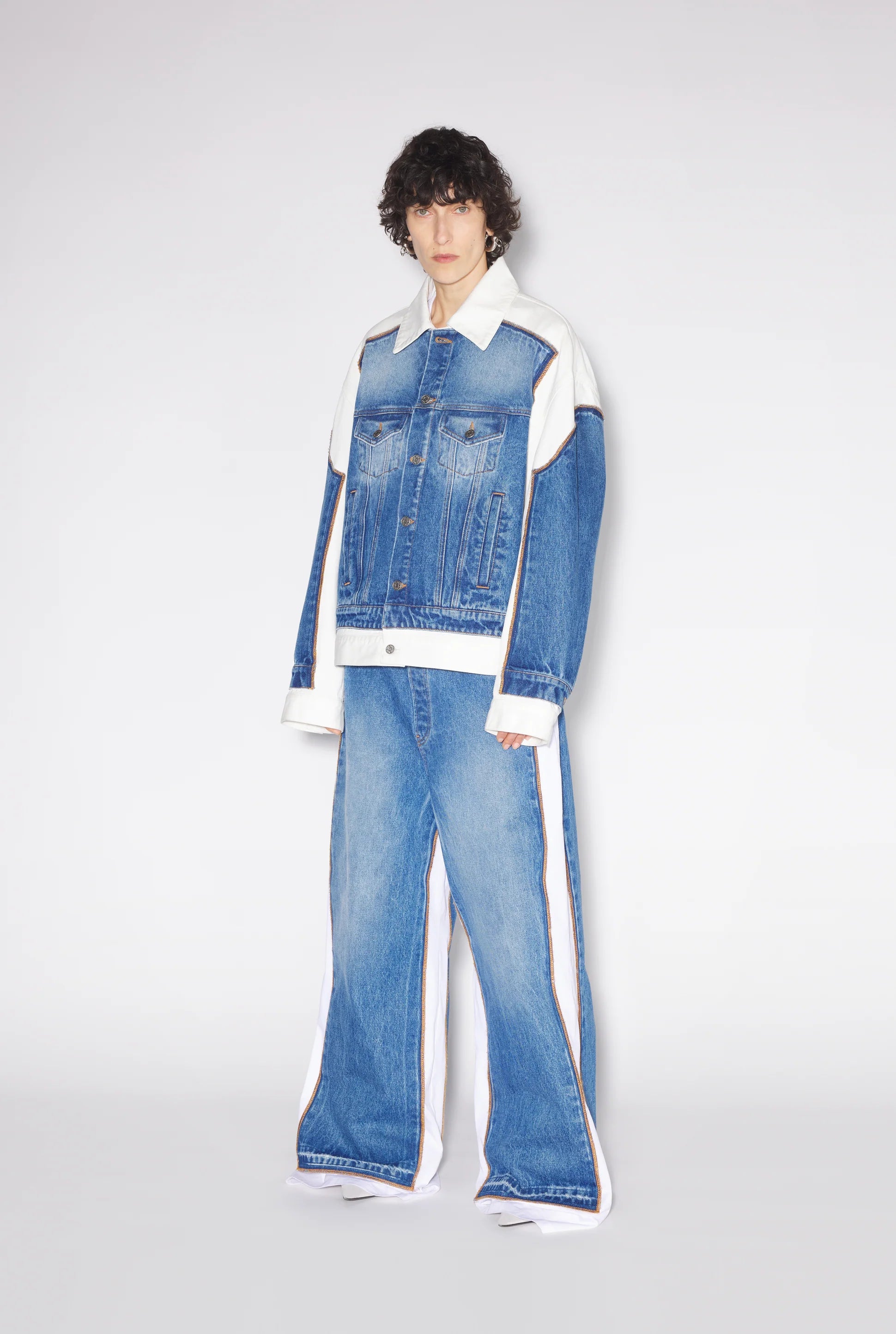 DENIM JACKET WITH CONTRASTED DENIM DETAILS VINTAGE BLUE/WHITE