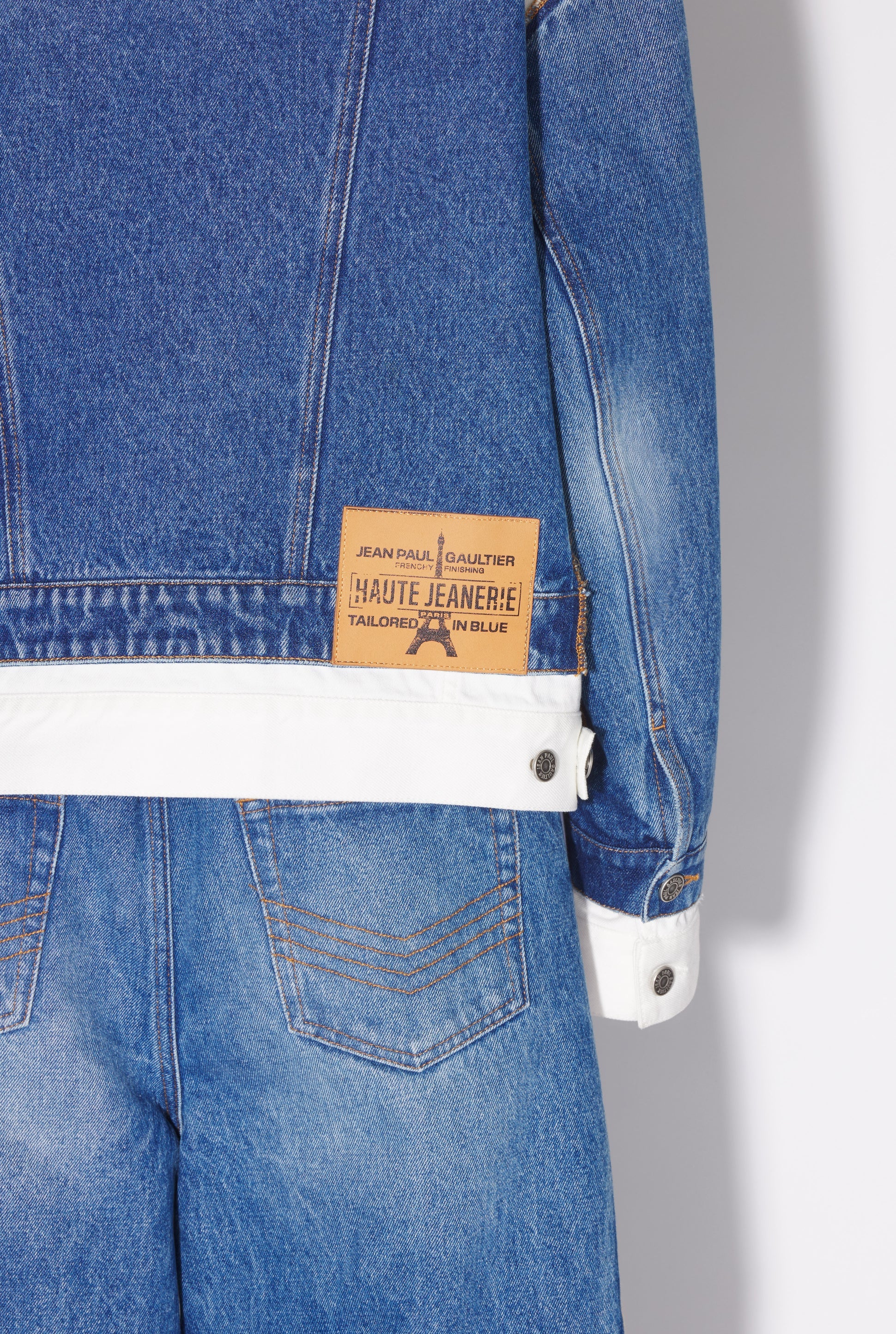 DENIM JACKET WITH CONTRASTED DENIM DETAILS VINTAGE BLUE/WHITE
