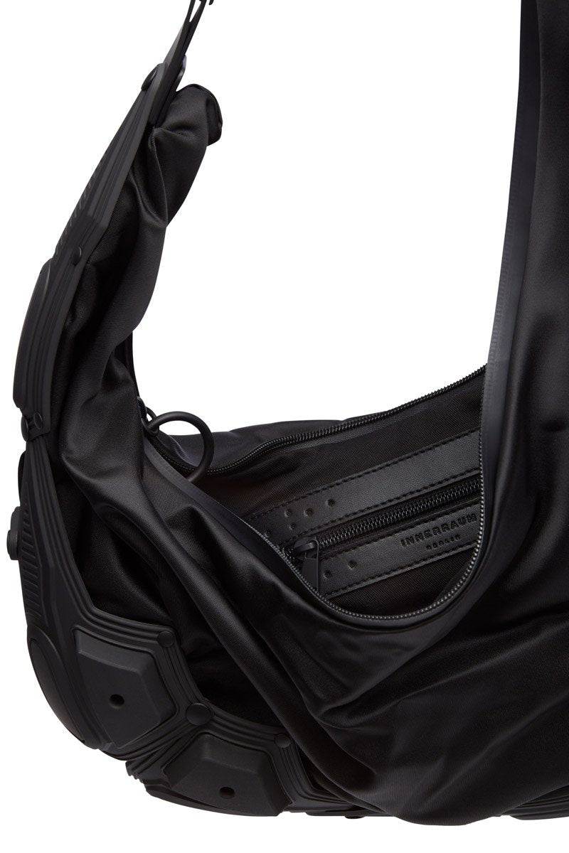 M03 HALF MOON BAG BLACK MATT BLACK MATT PA00