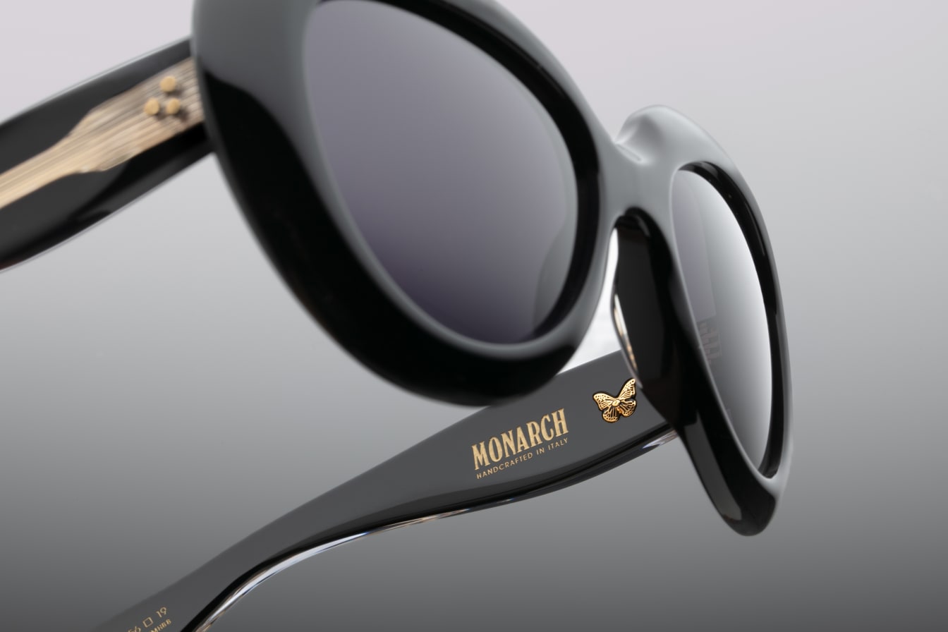 MONARCH BLACK DARK GOLD DARKEST GS-4A JMM BLACK