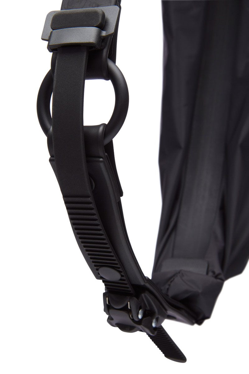 HM3 HALF MOON BAG BLACK MATT BLACK MATT PV00