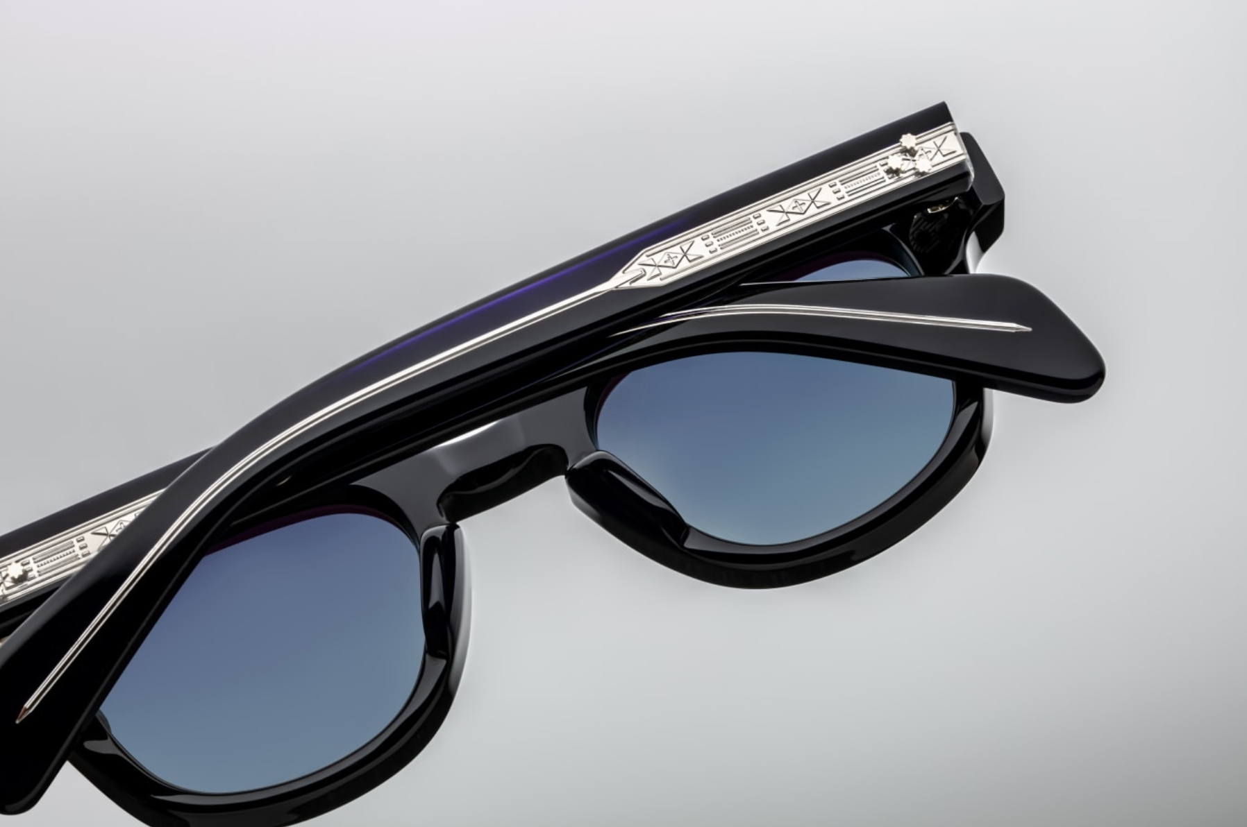 JULIEN REGAL STERLING SILVER NEPTUNE GRADIENT CR39