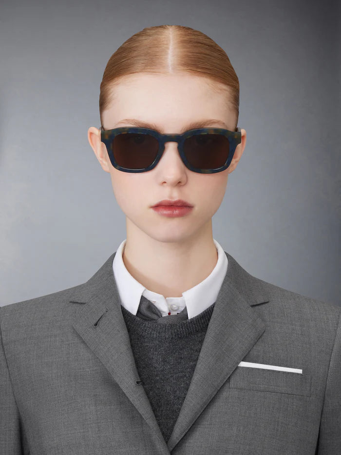 RECTANGULAR SUNGLASSES IN ACETATE 52 NAVY TORTOISE DK GREY AR LENS