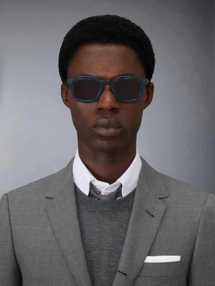 RECTANGULAR SUNGLASSES IN ACETATE 52 NAVY TORTOISE DK GREY AR LENS