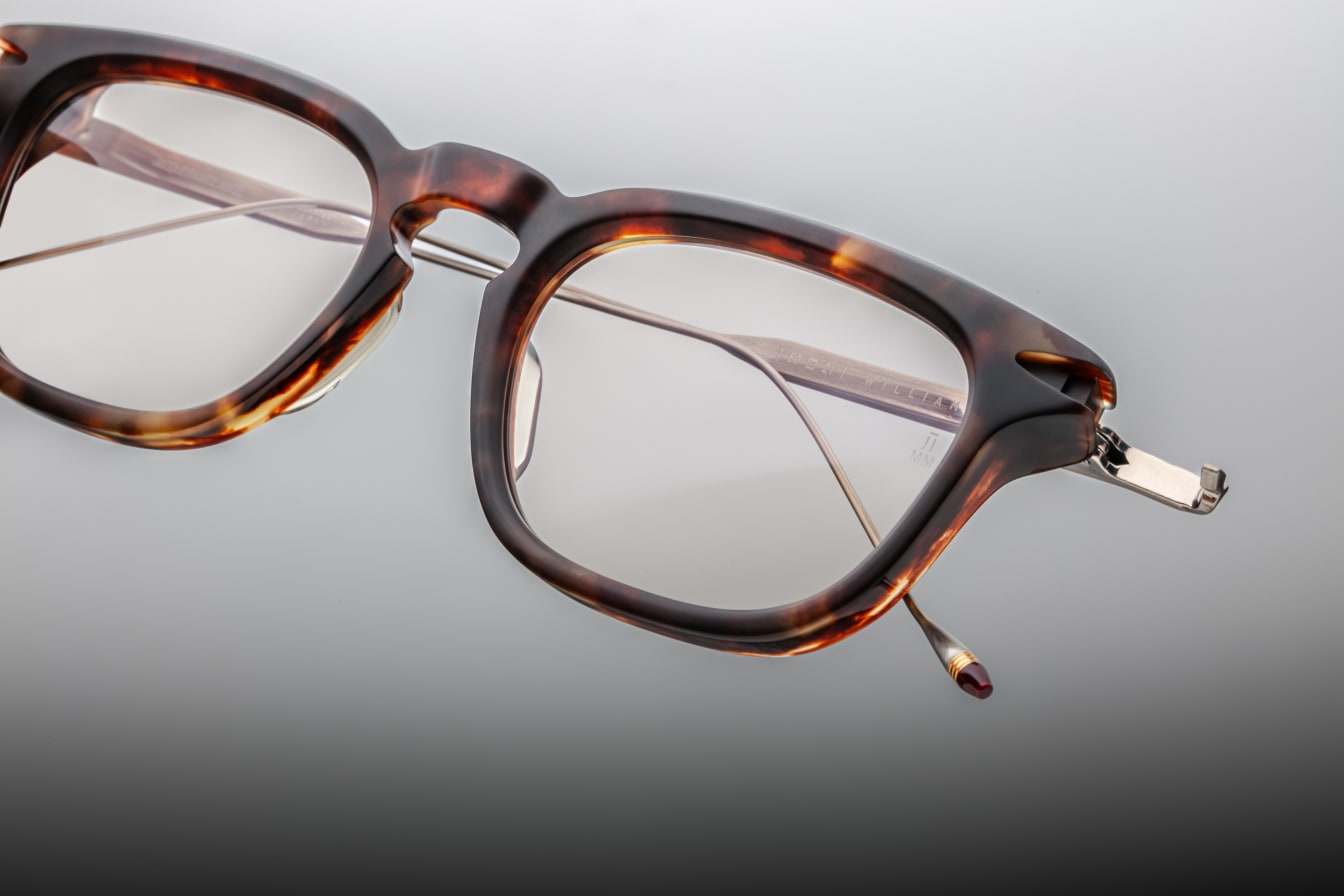 WILLIAM HAVANA SILVER SUPERLIGHT BROWN CR39