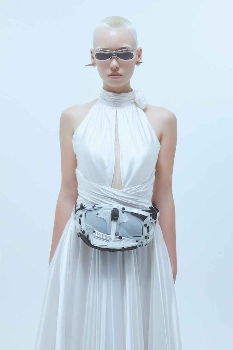 OBJECT I30/FANNY PACK TRANSPARENT BLACK