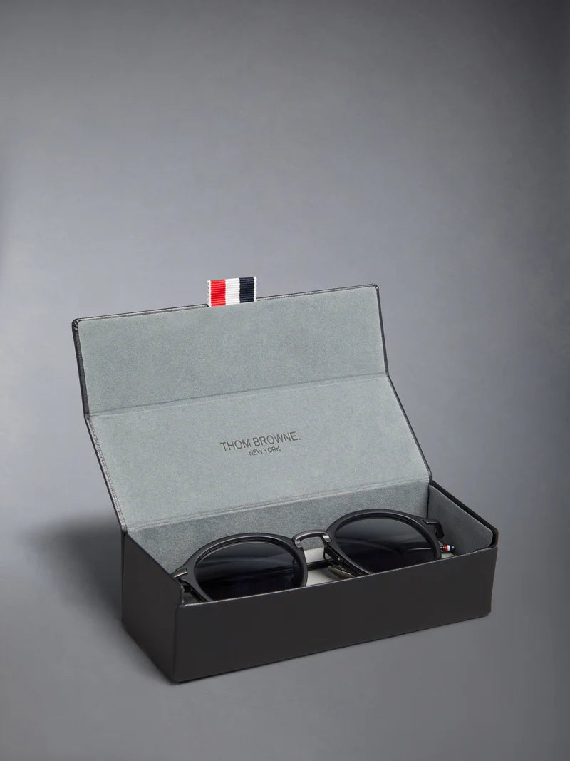 ROUND SUNGLASSES IN ACETATE AND TITANIUM 49 MATTE BLACK SILVER MIRROR AR
