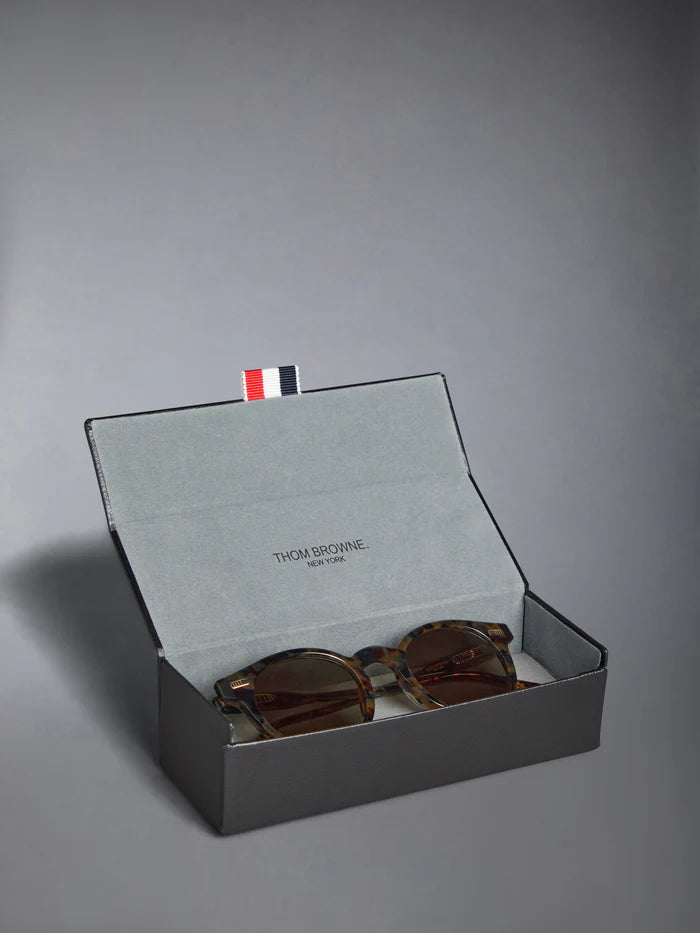 ROUND SUNGLASSES IN ACETATE 45 BROWN TORTOISE
 GREEN LENS G 15 AR