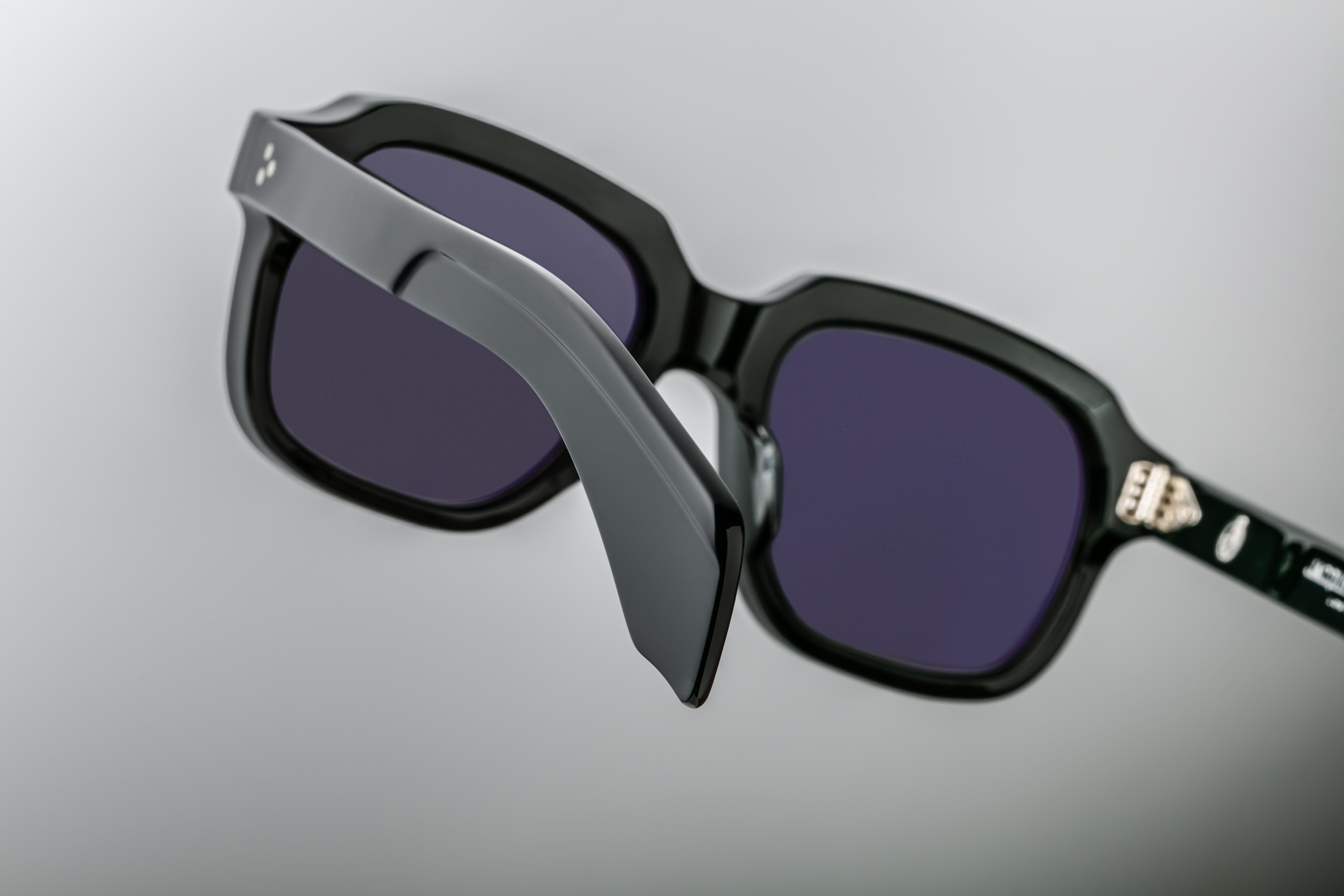 UNION PANTHER POLISHED BLACK JET