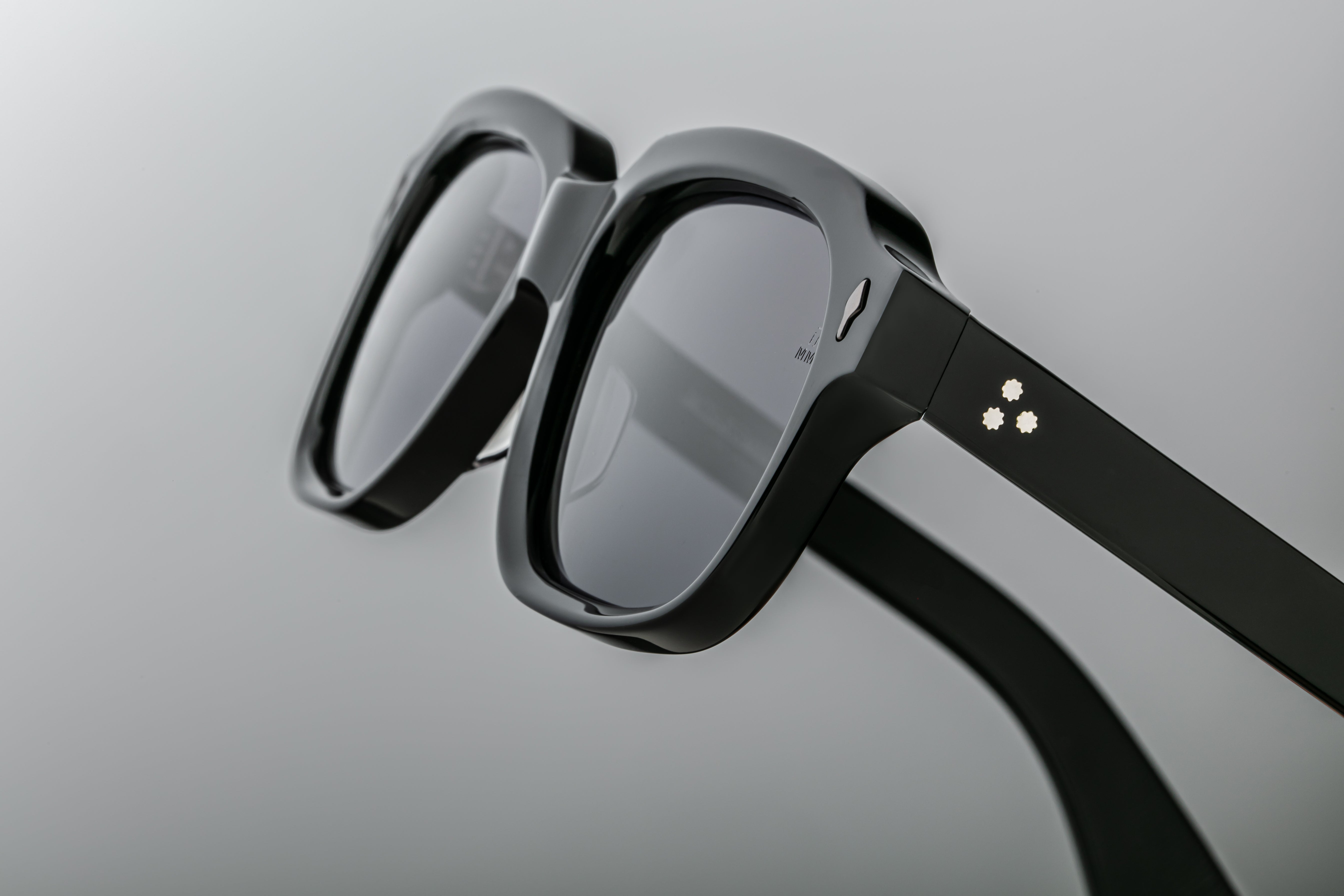 UNION PANTHER POLISHED BLACK JET