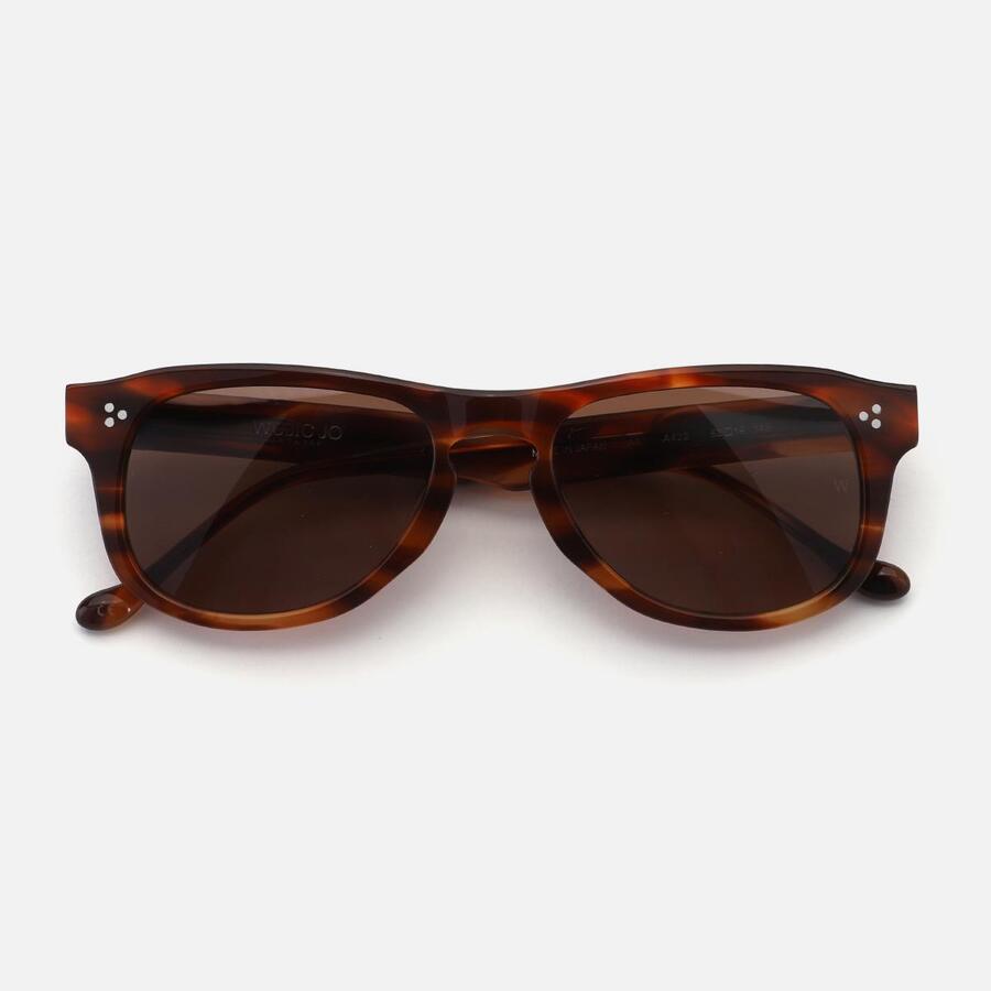 A4_422 TORTOISE BROWN